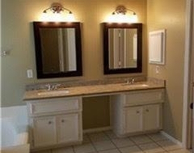 21922 Golden Cedar Drive - Photo Thumbnail 10
