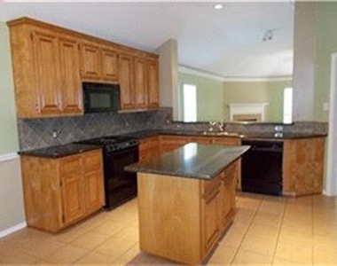 21922 Golden Cedar Drive - Photo Thumbnail 6