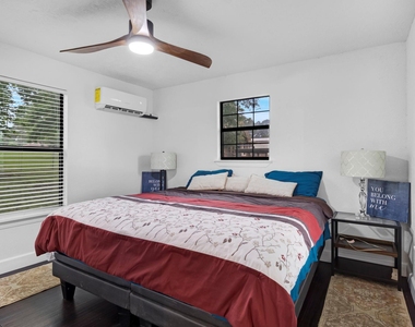 110 Lakeview Shores Drive - Photo Thumbnail 8