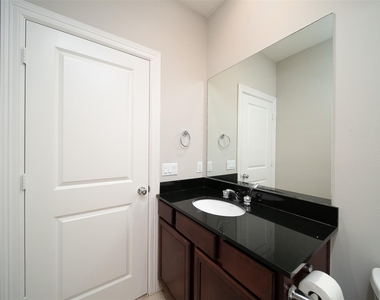3848 Center Street - Photo Thumbnail 8