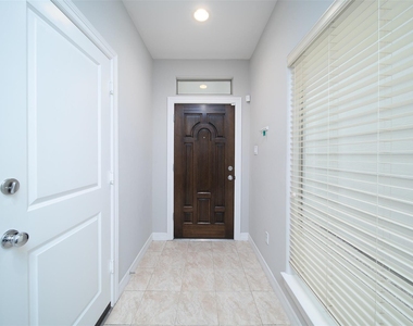 3848 Center Street - Photo Thumbnail 3