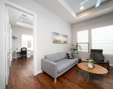 3848 Center Street - Photo Thumbnail 17