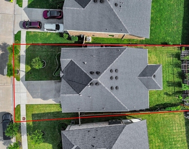 606 Round Lake Drive - Photo Thumbnail 1