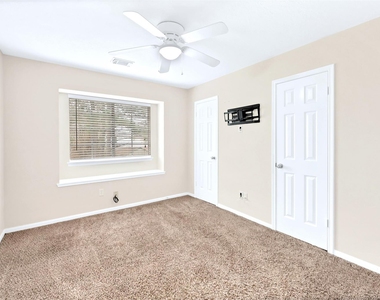19002 Timber Way Drive - Photo Thumbnail 16