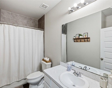 14815 Rain Tree Drive - Photo Thumbnail 17