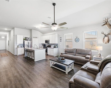14815 Rain Tree Drive - Photo Thumbnail 7