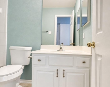 16659 Newglen Lane - Photo Thumbnail 21
