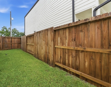 3107 Grassmere Street - Photo Thumbnail 20