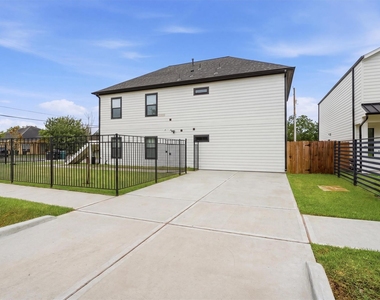 3107 Grassmere Street - Photo Thumbnail 24