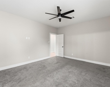 3107 Grassmere Street - Photo Thumbnail 14
