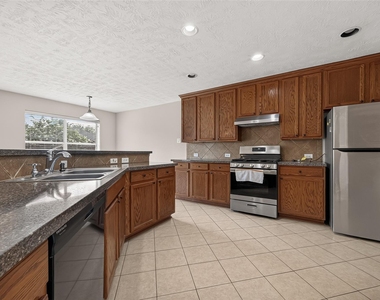 24722 Garnet Shadow Lane - Photo Thumbnail 15