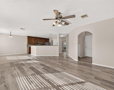 24722 Garnet Shadow Lane - Photo Thumbnail 11