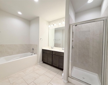 4827 San Gregorio Lane - Photo Thumbnail 14