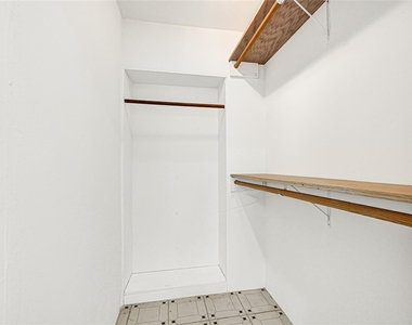 715 N 1st Street - Photo Thumbnail 13