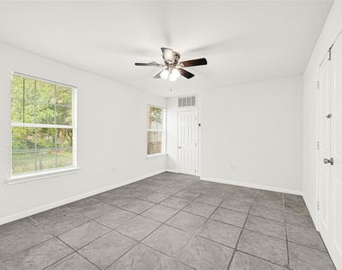 715 N 1st Street - Photo Thumbnail 14