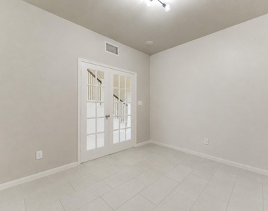 7735 Wrightwood Drive - Photo Thumbnail 10