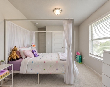 7735 Wrightwood Drive - Photo Thumbnail 23