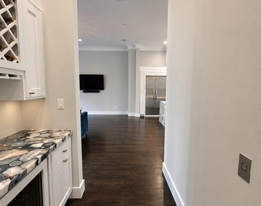 2211 Worthington Street - Photo Thumbnail 6