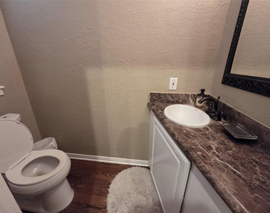 4509 Hazard Street - Photo Thumbnail 11