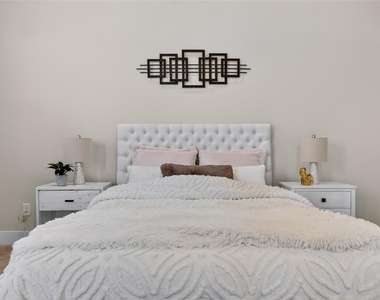 1420 Wilson Street - Photo Thumbnail 5