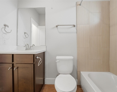 1420 Wilson Street - Photo Thumbnail 20
