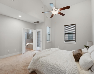 1420 Wilson Street - Photo Thumbnail 4
