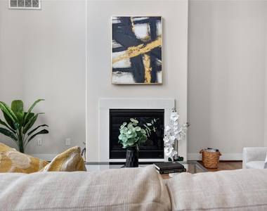 1420 Wilson Street - Photo Thumbnail 9