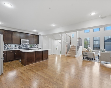 1420 Wilson Street - Photo Thumbnail 26
