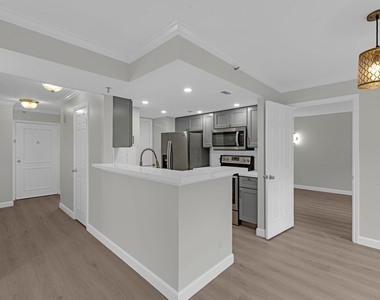 3525 Sage Rd - Photo Thumbnail 7