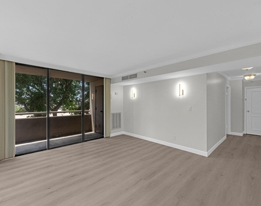 3525 Sage Rd - Photo Thumbnail 2