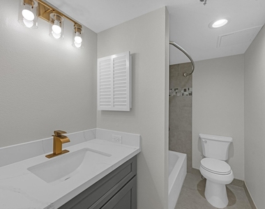 3525 Sage Rd - Photo Thumbnail 26