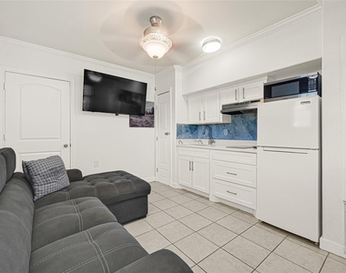 2809 Tooke Street - Photo Thumbnail 1