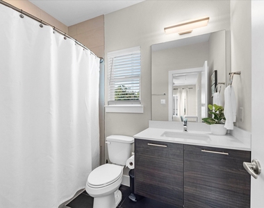 2210 Wipprecht Street - Photo Thumbnail 11