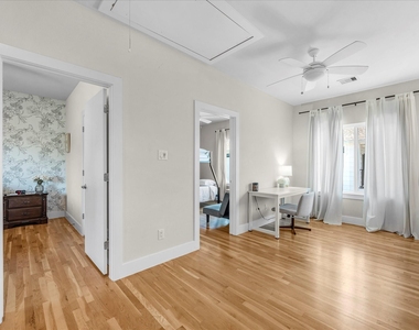 2210 Wipprecht Street - Photo Thumbnail 1