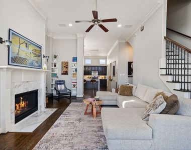 1708 Dart Street - Photo Thumbnail 7