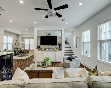 4214 Eli Street - Photo Thumbnail 11