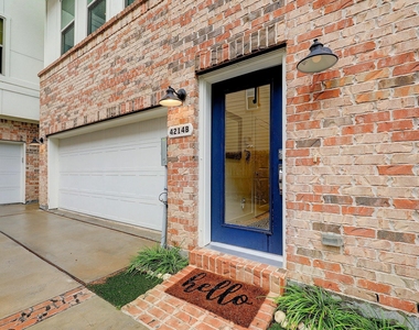 4214 Eli Street - Photo Thumbnail 3