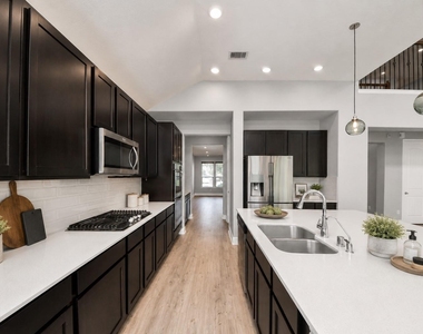28402 Peralta Preserve Lane - Photo Thumbnail 14