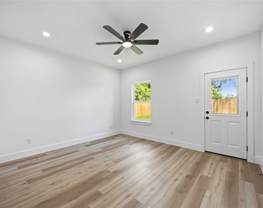 8531 Rinn Street - Photo Thumbnail 19