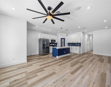 8531 Rinn Street - Photo Thumbnail 4
