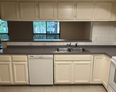 14911 Wunderlich Drive - Photo Thumbnail 8