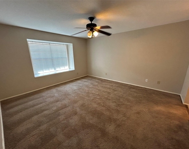 14911 Wunderlich Drive - Photo Thumbnail 10