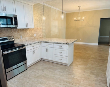 15193 Kimberley Court - Photo Thumbnail 8