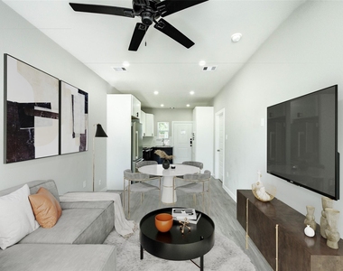 8157 Tate Street - Photo Thumbnail 2