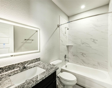 8157 Tate Street - Photo Thumbnail 21