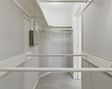 18014 Still Springs Court - Photo Thumbnail 32