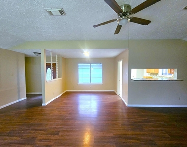 6402 Barrygate Drive - Photo Thumbnail 11