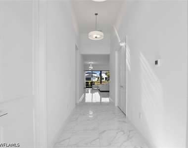 20329 Fair Oak Lane - Photo Thumbnail 5