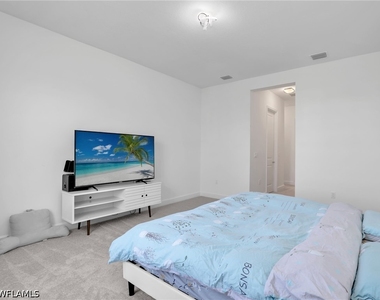 20329 Fair Oak Lane - Photo Thumbnail 21