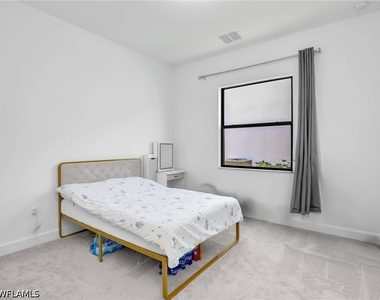 20329 Fair Oak Lane - Photo Thumbnail 25
